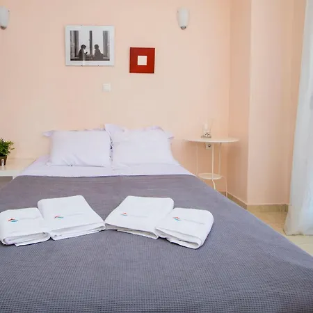 Guedin Sea Side House, Holiday home Nikiti (Sithonia)