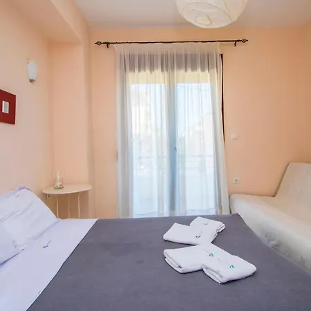 Holiday home Guedin Sea Side House,
